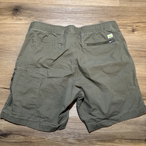 Vuori Shorts Mens XL  7" Green Dark Oregano Ripstop Hiking Outdoors Trail V370 - Picture 9 of 10